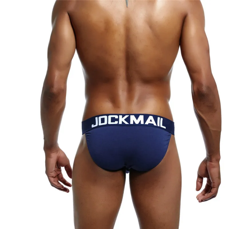 be81f34a1c99b939882cc3ec83995a81